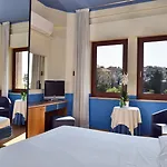 Hotel Carlton