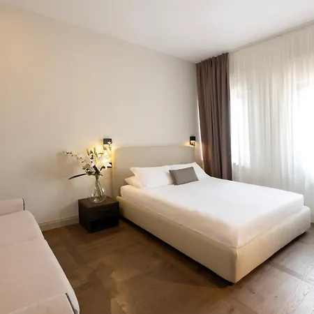 Hotel Carlton 4*