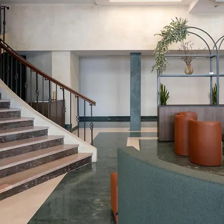 Hotel Carlton
