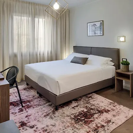Carlton Otel 4*