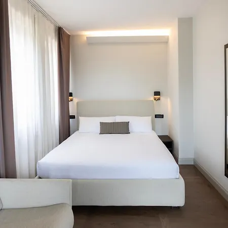 Hotel Carlton