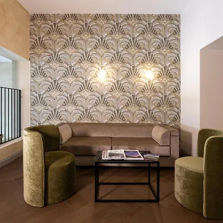 Hotel Carlton 4*