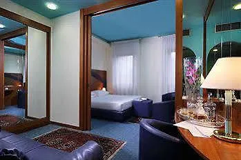 Hotel Carlton 4*